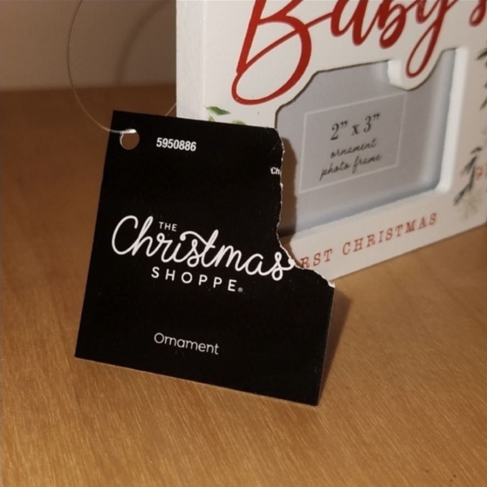 NWT Baby's First Christmas Ornament Photo Frame - Picture 2 of 5